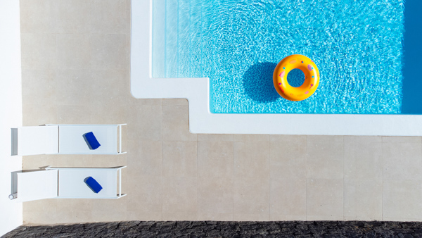 imágen aérea de la piscina